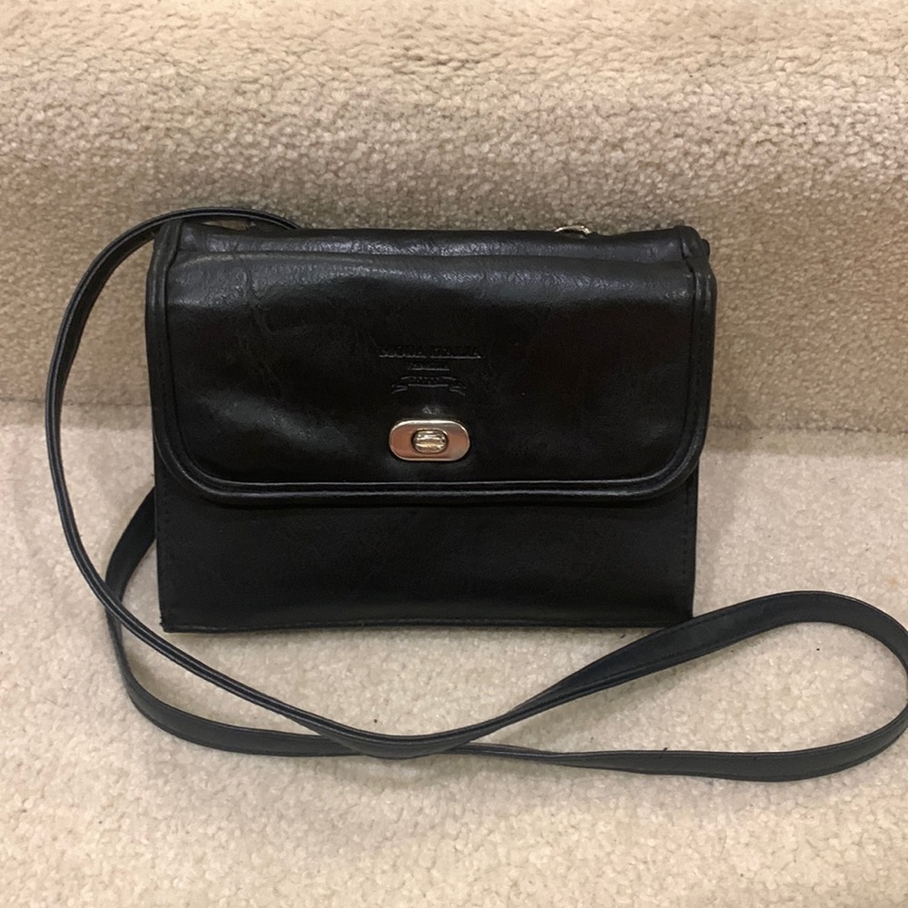 Moda Italia Black Crossbody